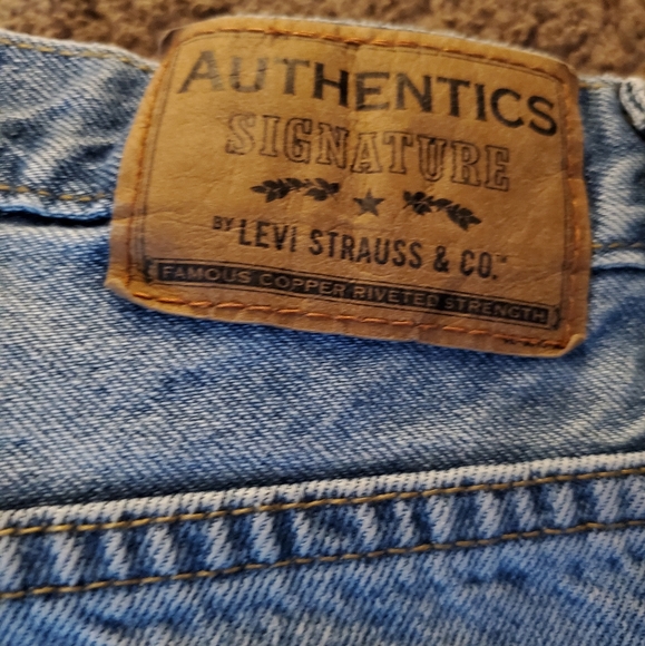 Levi's Other - LEVI'S Authentics Regular Blue Denim Jeans Men W 32 L 30